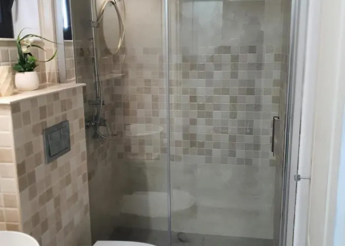 Camping 2 Mai 营地 *